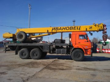 Фото автокрана Ивановец